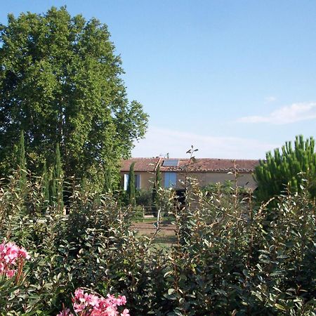 Mas Du Puits D'Amour Orange  Exterior photo